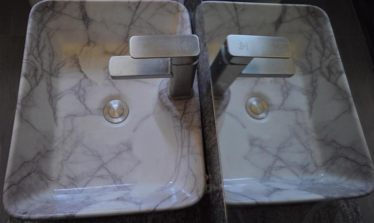 Kunste Hotel 纳库鲁 外观 照片